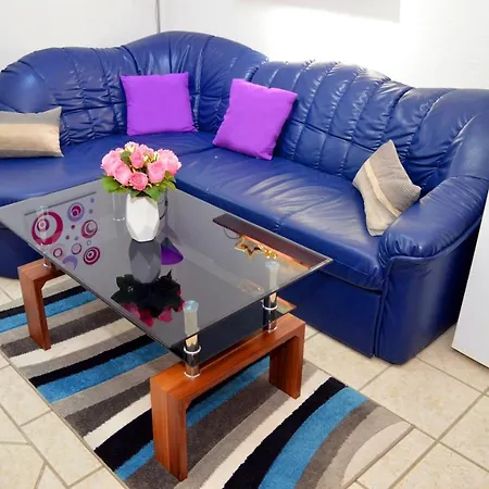 Apartmanház Appartamento *