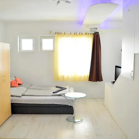 Appartamento Apartmanház *