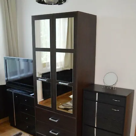 Apartmanház