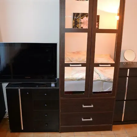 Apartmanház Appartamento *