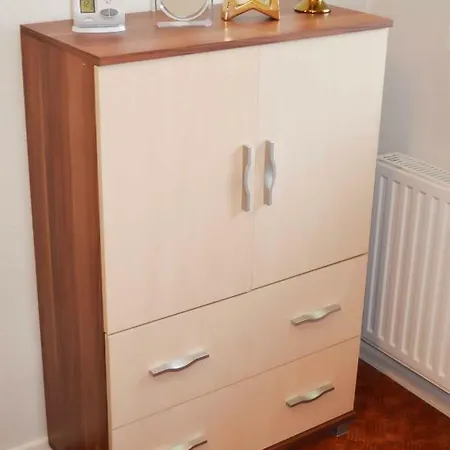 Apartmanház * Hévíz