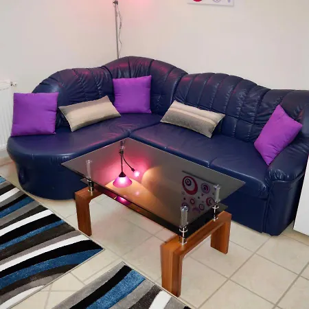 Apartmanház Appartamento *